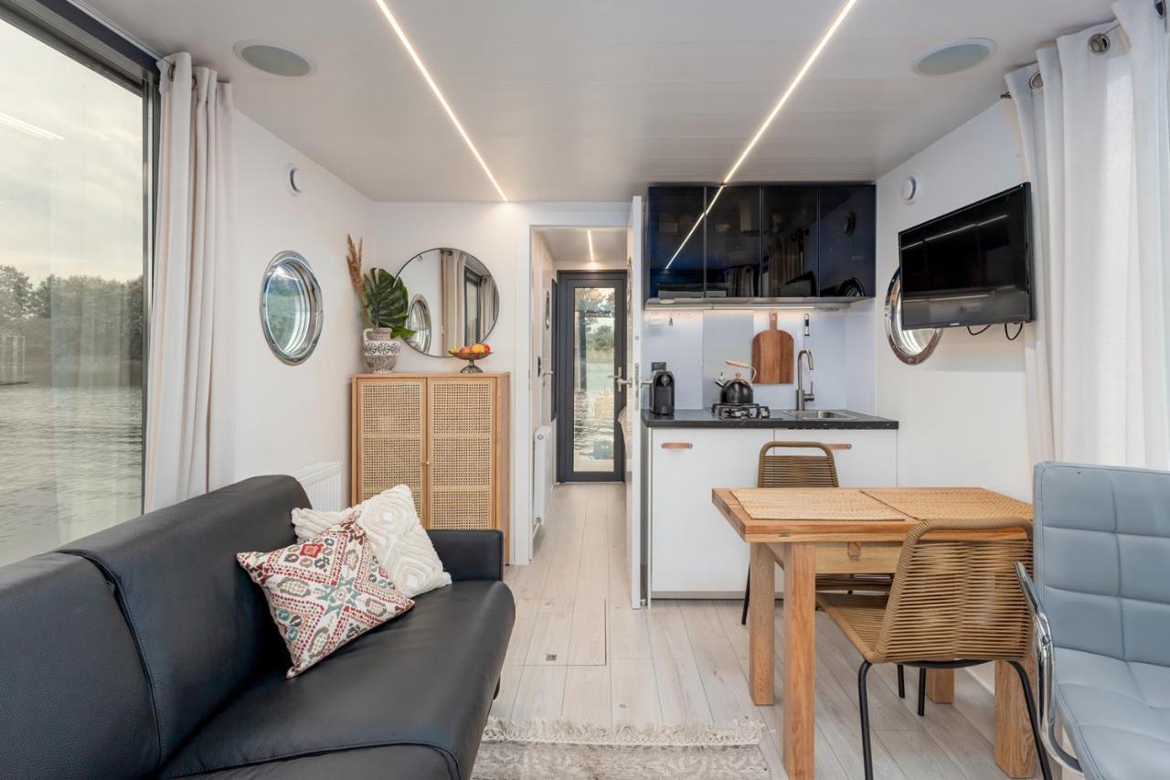 Lemuria Houseboat - Plywajacy Domek Na Wodzie Wroclaw Exterior photo